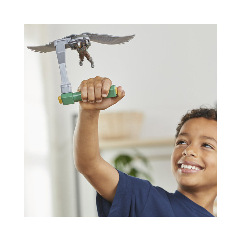 Marvel Capitán América Figura Falcon Vuelo Controlado